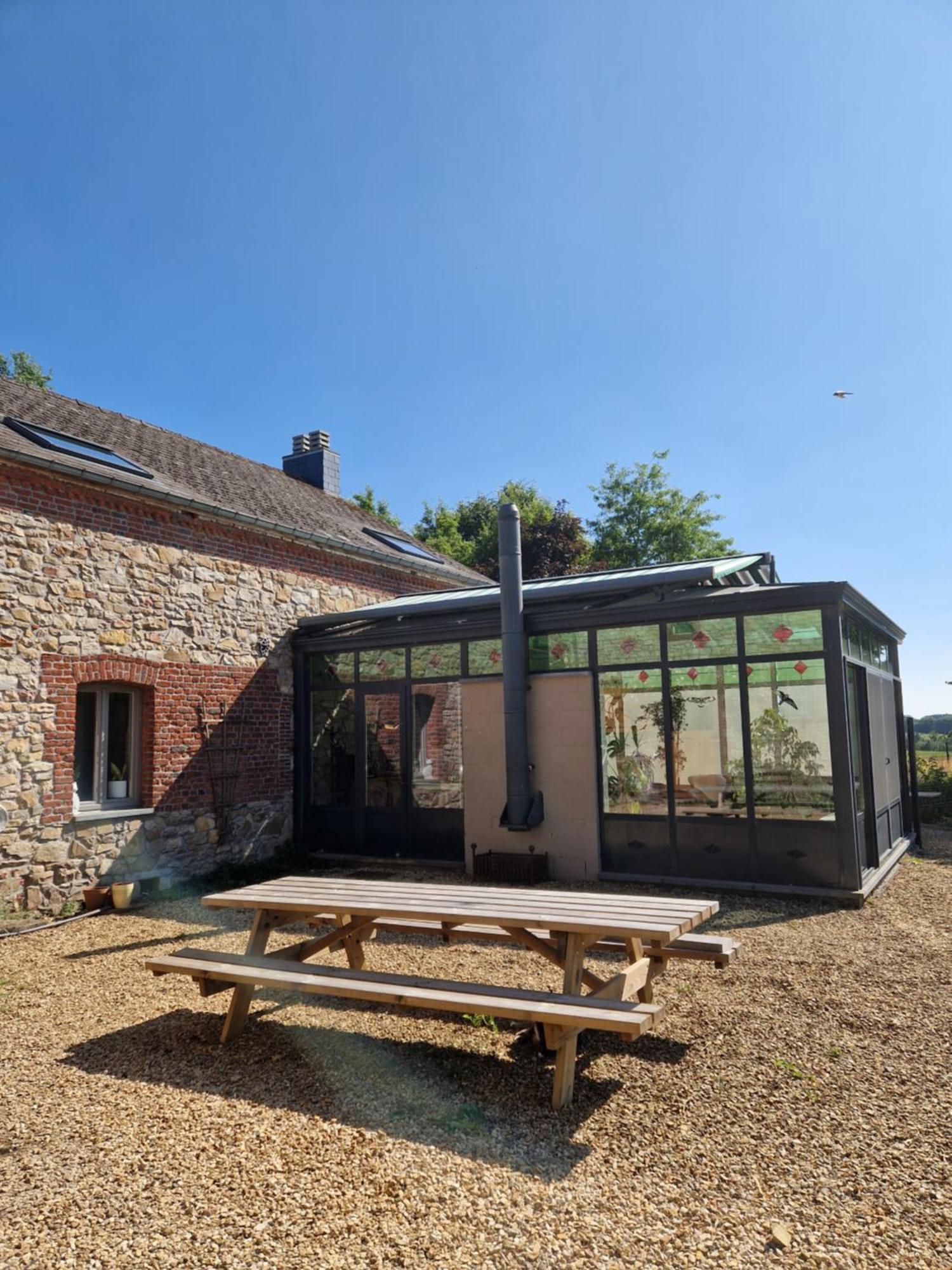 Habitat Bed and Breakfast Momignies Exteriör bild