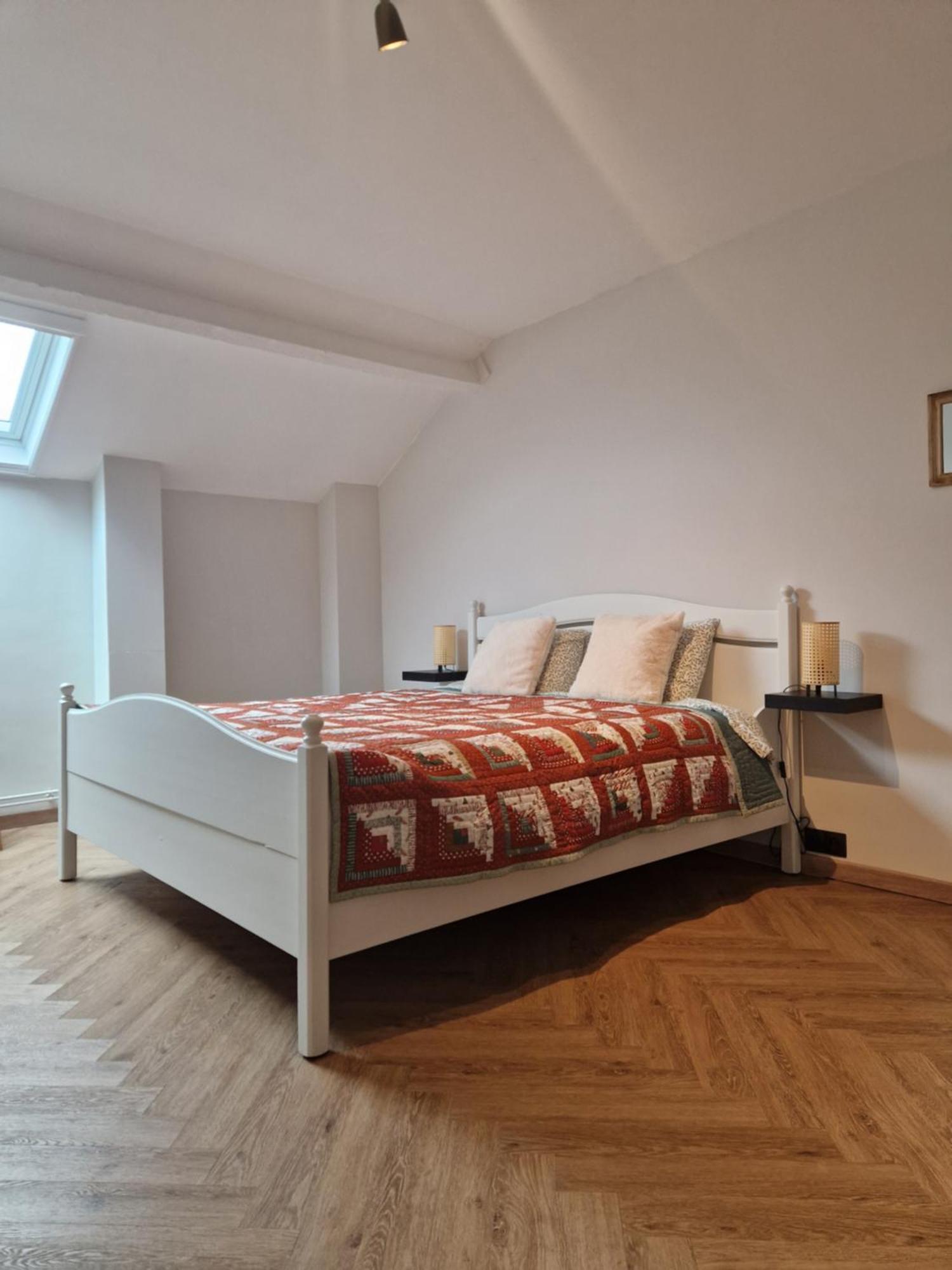 Habitat Bed and Breakfast Momignies Exteriör bild