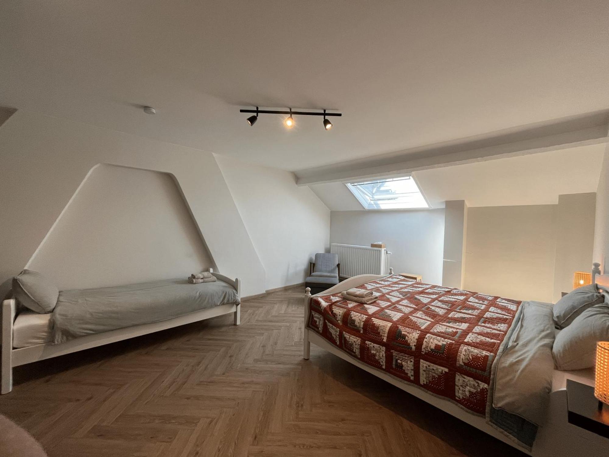 Habitat Bed and Breakfast Momignies Exteriör bild