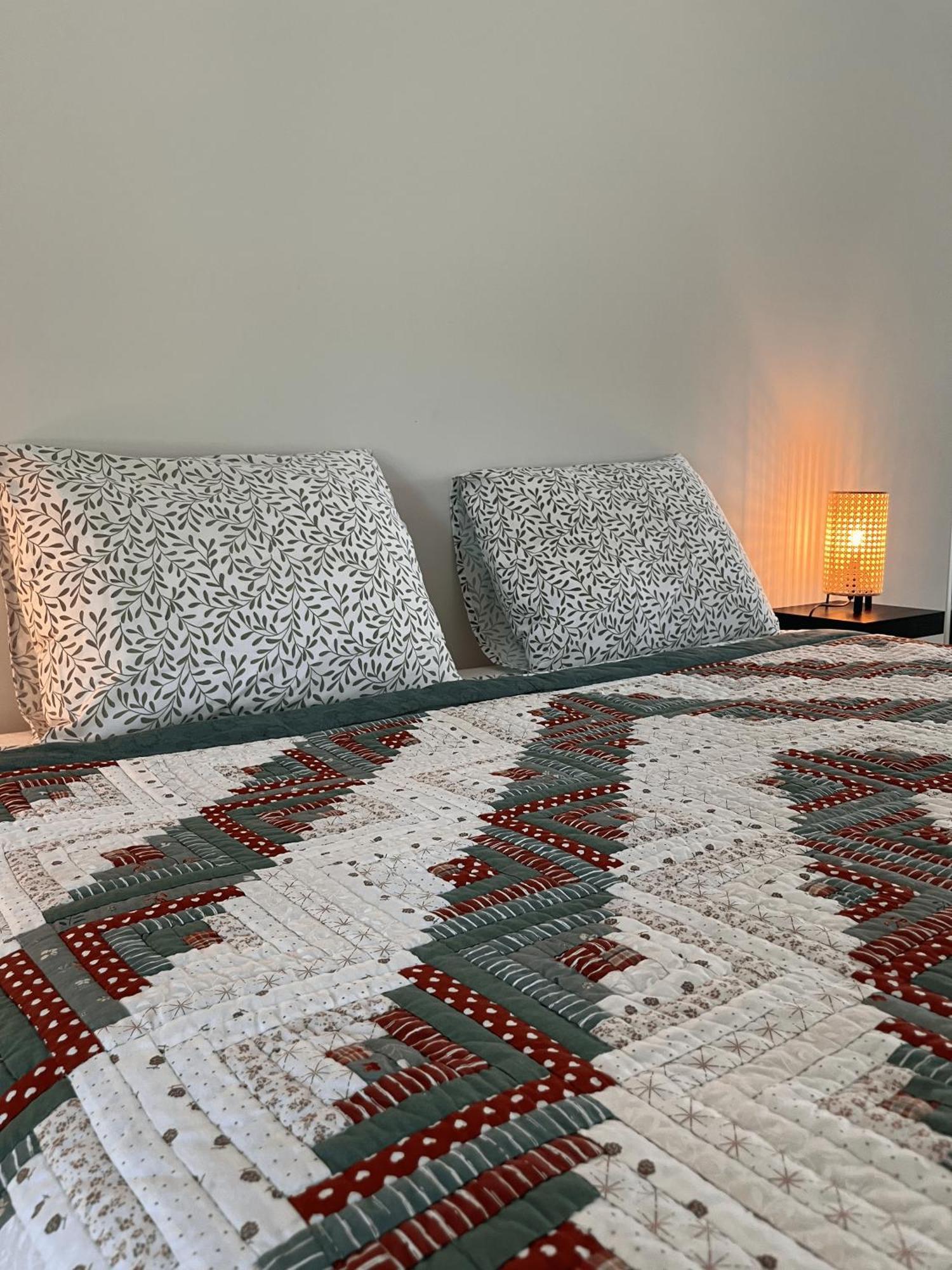 Habitat Bed and Breakfast Momignies Exteriör bild